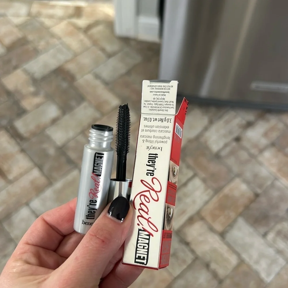 Benefit They’re Real Magnet Mascara - Black NWT